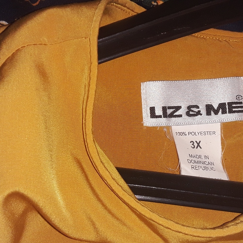 Blouse - Picture 2 of 3